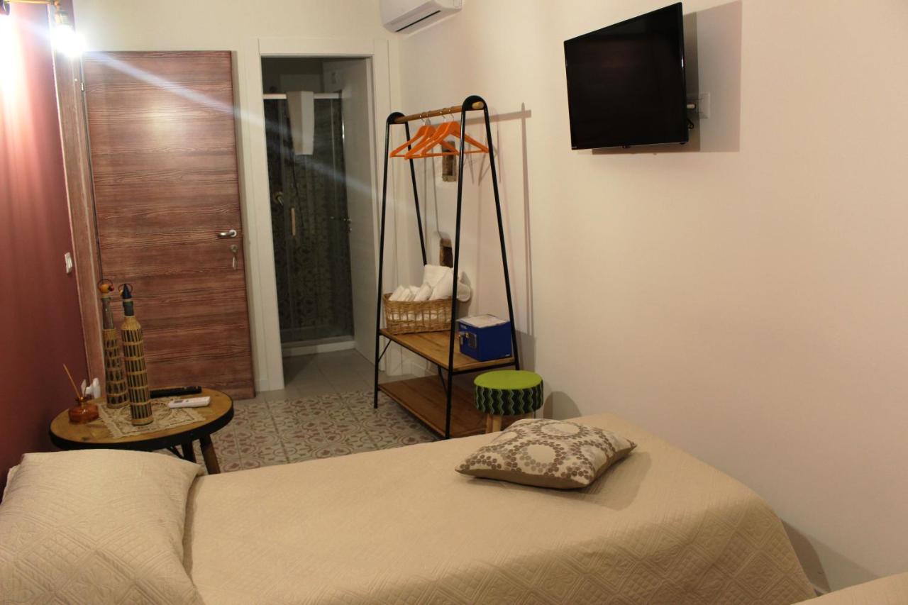 Casa Mazzone Panzió Ciro Kültér fotó